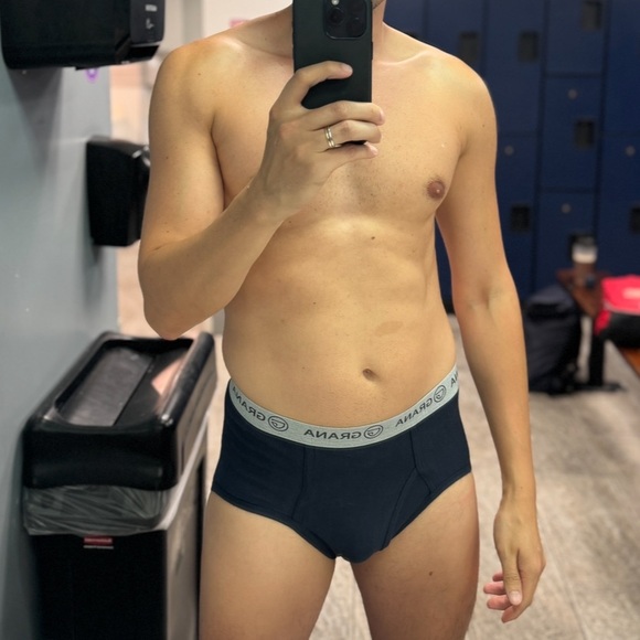 Medium Navy Blue Men’s Classic Brief - Picture 3 of 4